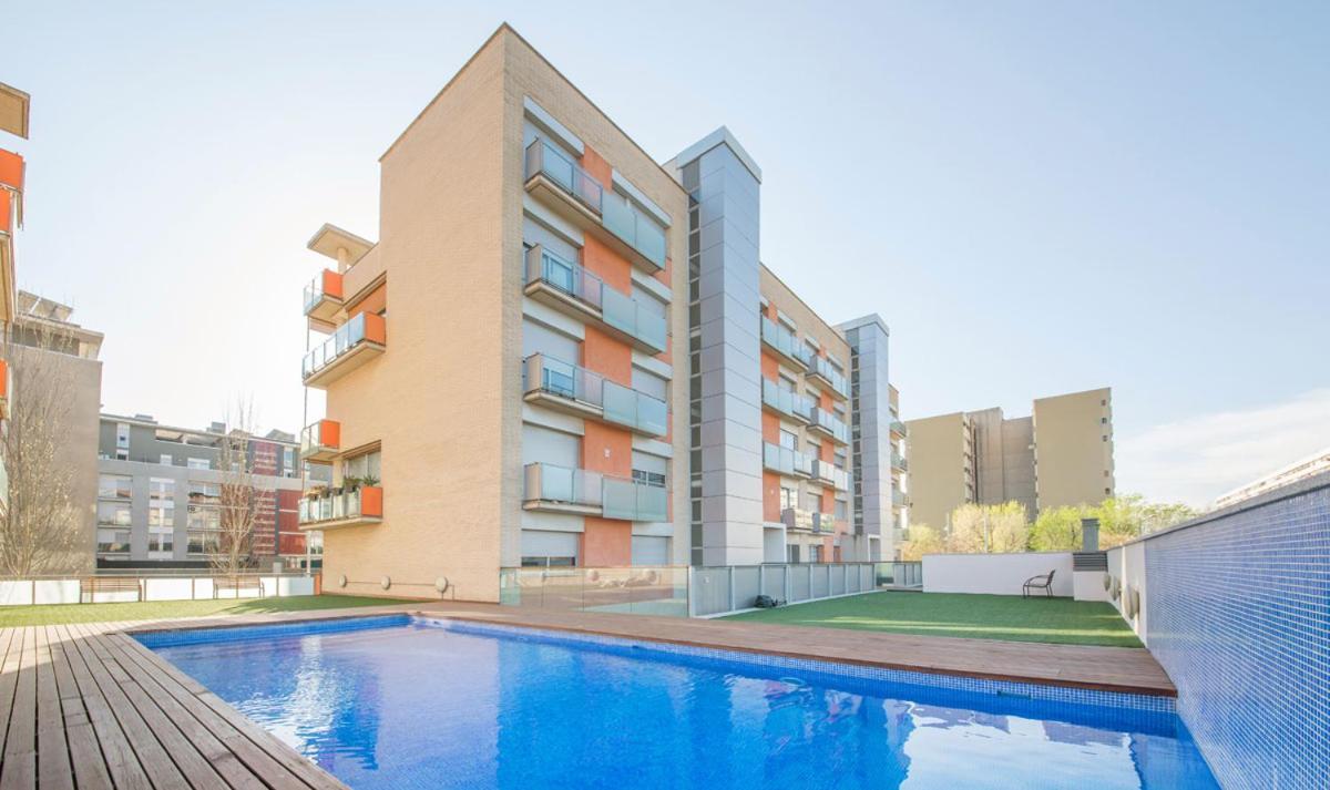 Large Terrace Luxury Apartment Sant Adria de Besos Exterior photo