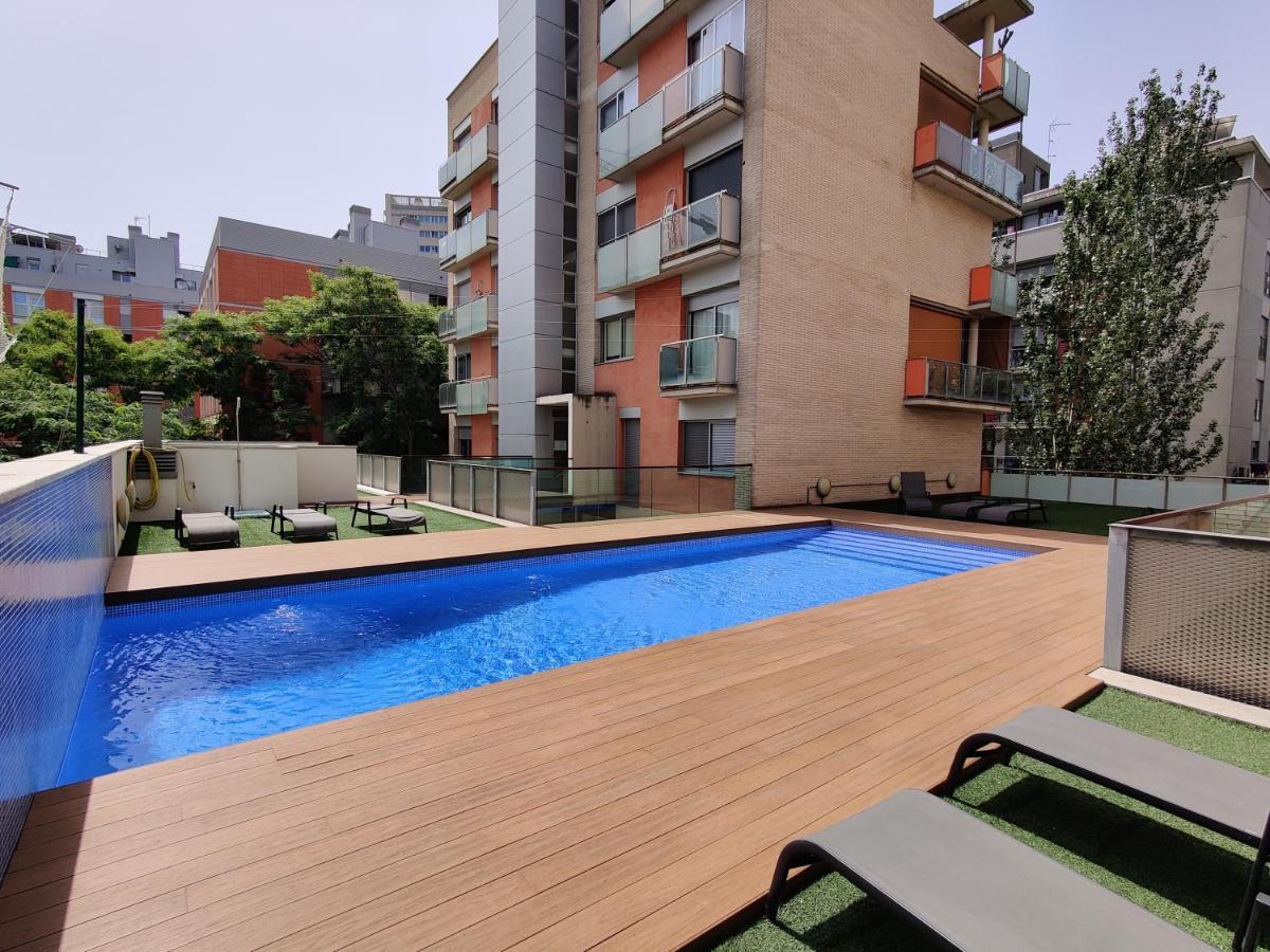 Large Terrace Luxury Apartment Sant Adria de Besos Exterior photo